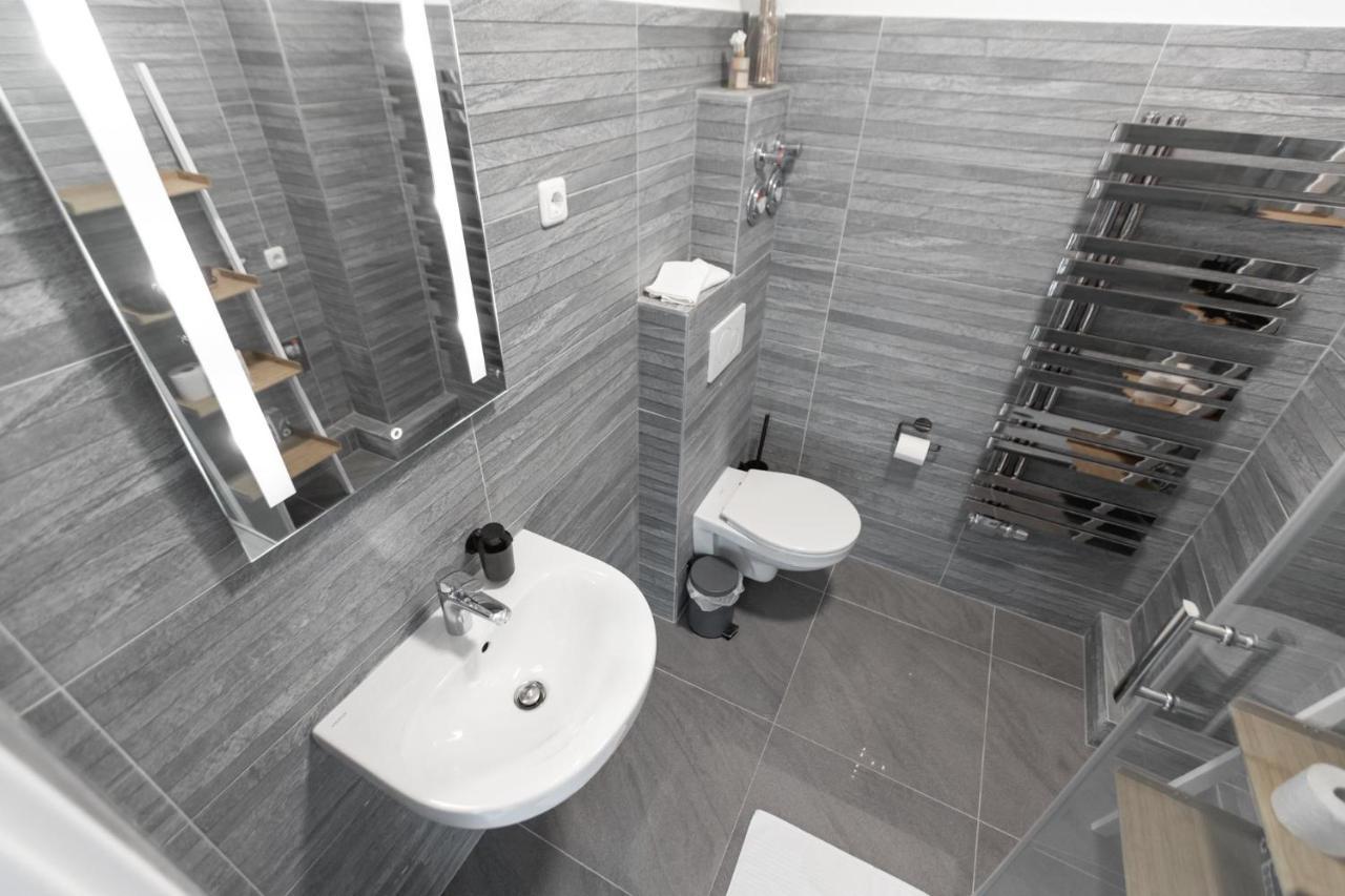 Koje Sechs I Apartment Im Zentrum Mit Hafenblick Бремерхафен Экстерьер фото